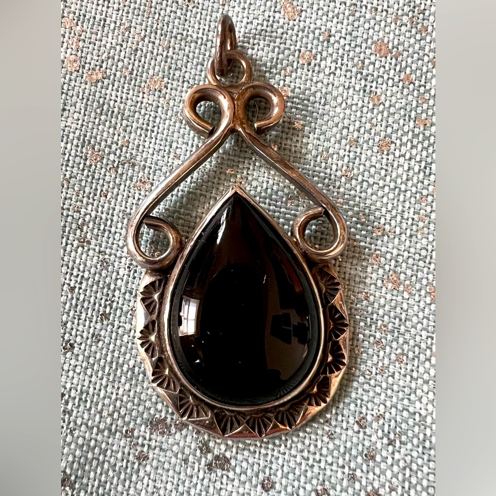 Black Onyx and sterling silver pendant